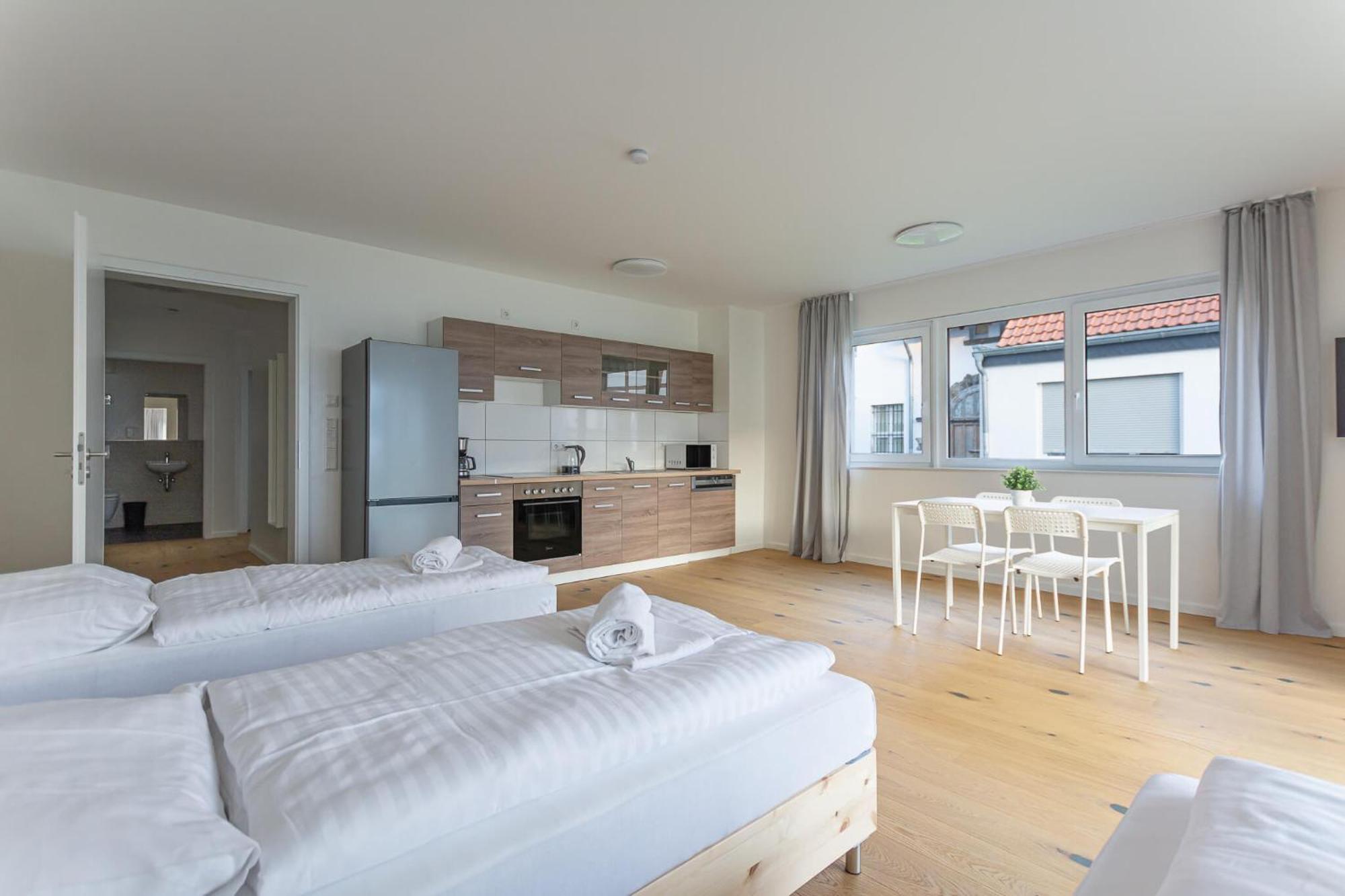 T&K Apartments - Bergisch Gladbach - 7 Comfortable Apartments - 20 Min To Fair Messe Cologne المظهر الخارجي الصورة